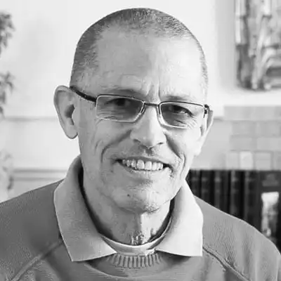 Dr Kenneth Valpey